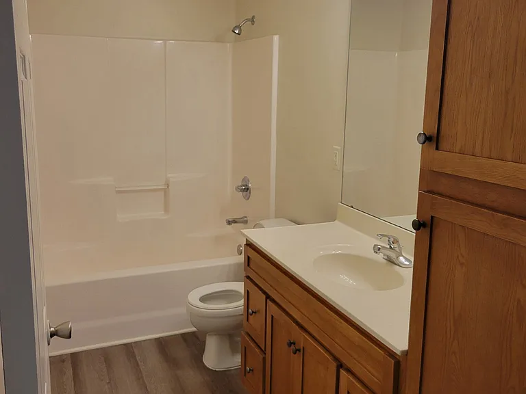 220A Polo Crowne Ave #A — Photo 4