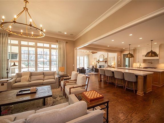 5th image of 4184 Thompson Mill Rd