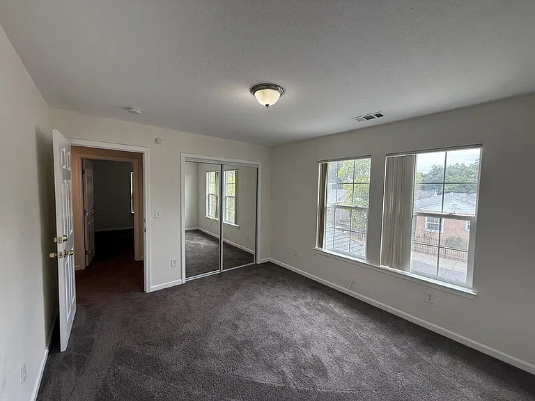3329 San Jose Way — Photo 15