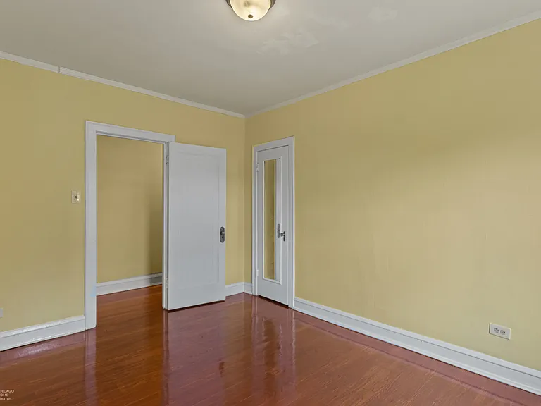 6726 N Bosworth Ave #1S — Photo 33