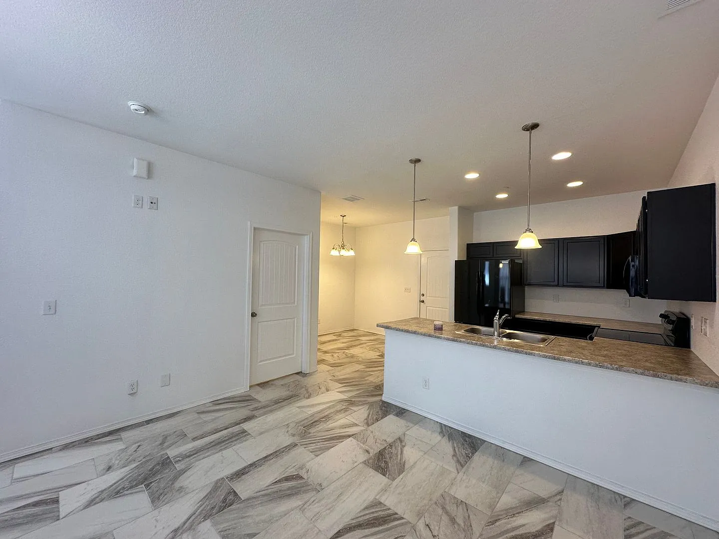 2 Bed 3 Bath Townhouse with 2 Car Attached Garage — Photo 3