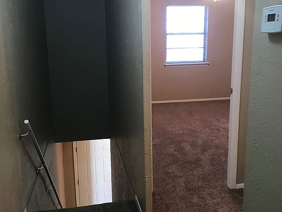 5th image of 324 Rolling Hills Dr #318