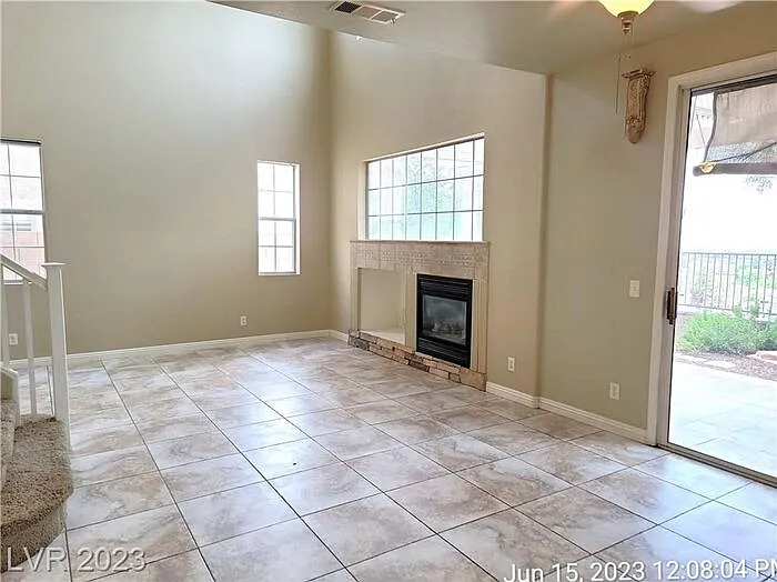 638 Solitude Point Ave — Photo 8