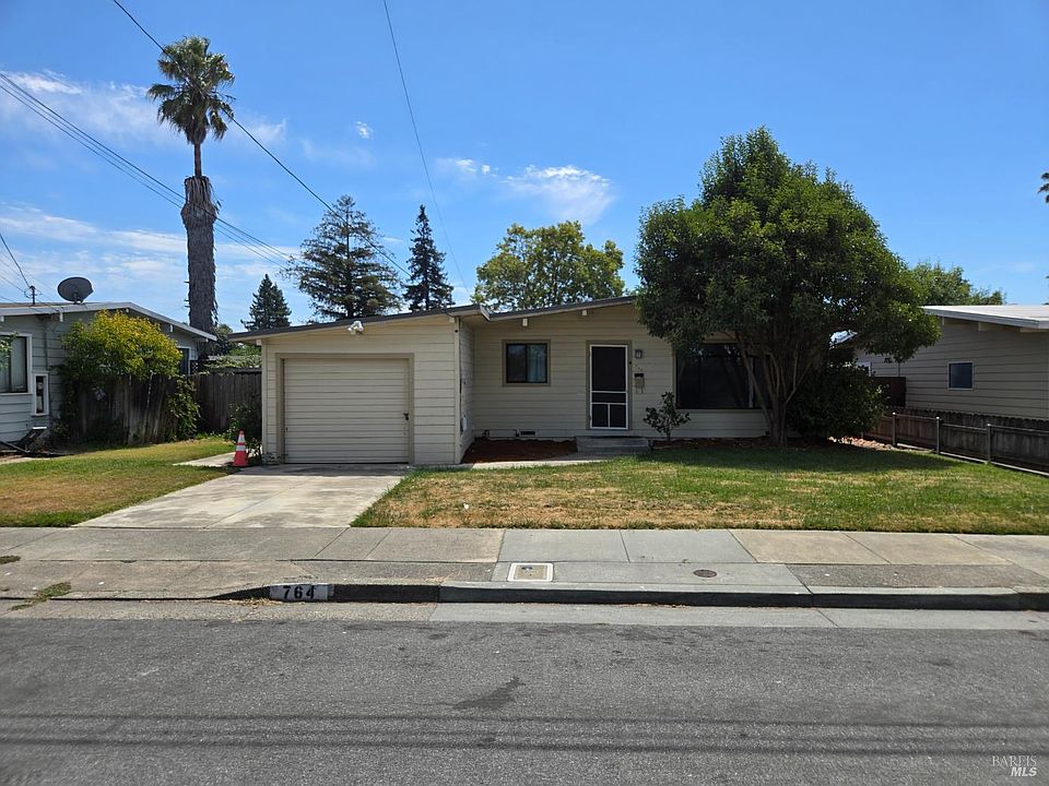 1st image of 764 Southwood Drive