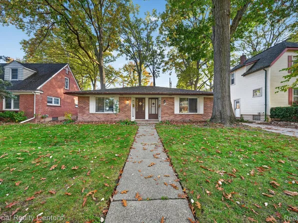 254 Lincoln Ave, Clawson, MI 48017
