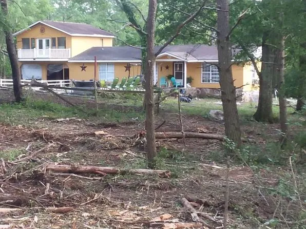 808 Davis Rd, Albertville, AL 35951