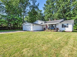 872 Deborah Dr, Willowick, OH 44095