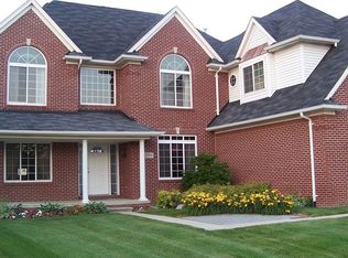 21395 Ascot Dr, Macomb, MI 48044