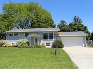 2155 Forrest Ave, Oskaloosa, IA