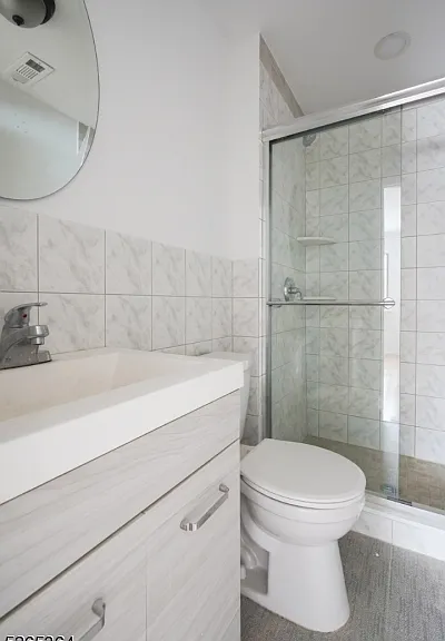 38 Park St #13D — Photo 19