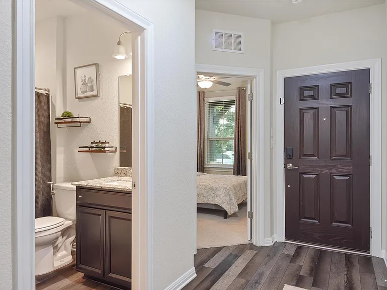 210 Zuma Dr — Photo 5
