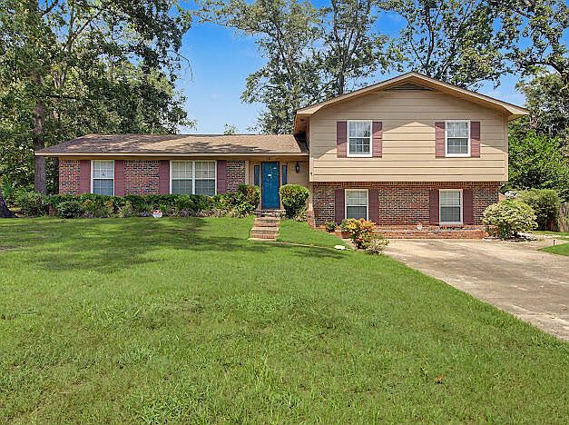 1st image of 1015 Northfield Cir