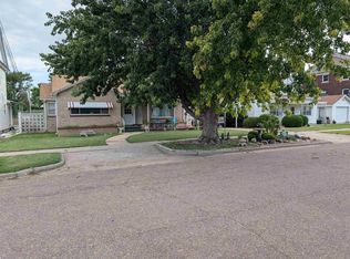 217 E Maple St, Bucklin, KS 67834