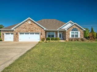 104 Sutters Mill Ct, Bowling Green, KY 42104