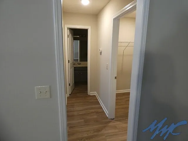 1114 Melvin Dr — Photo 4