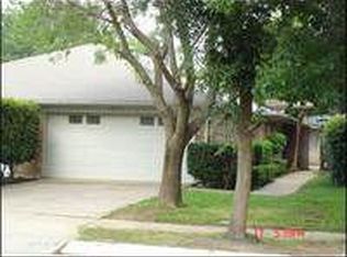 511 Essex Pl, Euless, TX 76039