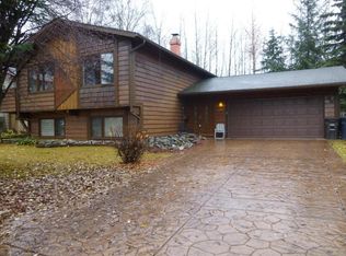 6404 Citadel Ln, Anchorage, AK 99504