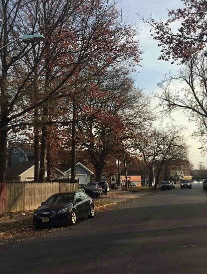2nd image of 34 Hoffman Blvd