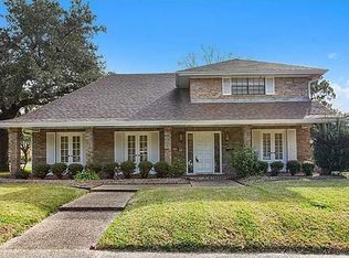 2400 Danbury Dr, New Orleans, LA 70131