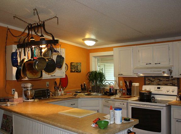3rd image of 14943 N Sunflower Ave