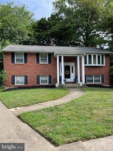 21 Lloyd Ave, Cherry Hill, NJ, 08002