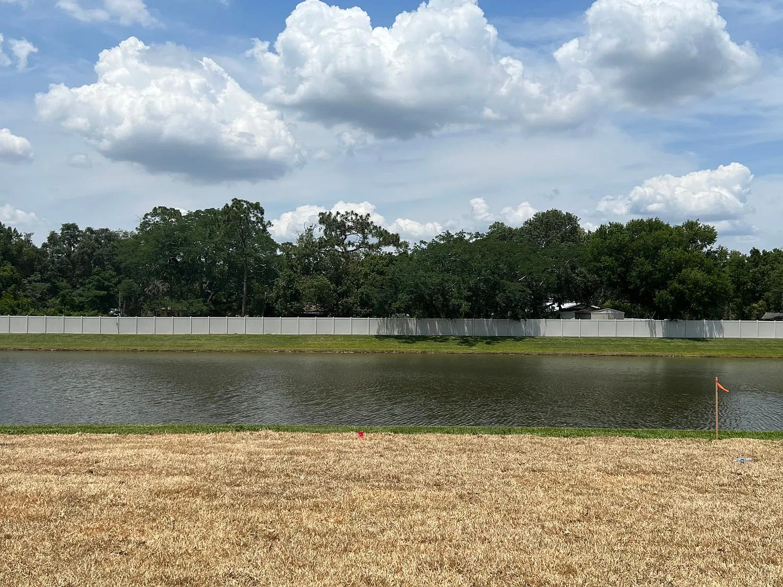 4 bed, 2387 sqft, $2,700 — Photo 2