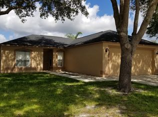 4100 Mendenwood Ln, Orlando, FL 32826