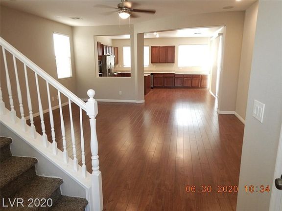 2nd image of 978 Ashford Hollow Ave