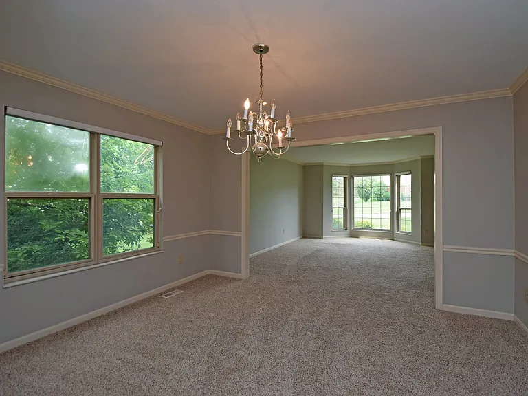6490 Glenarbor Dr — Photo 8