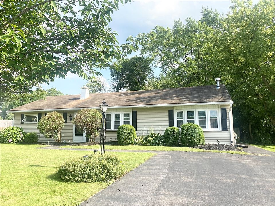 34 Elmhurst Cir, Auburn, NY 13021 Zillow