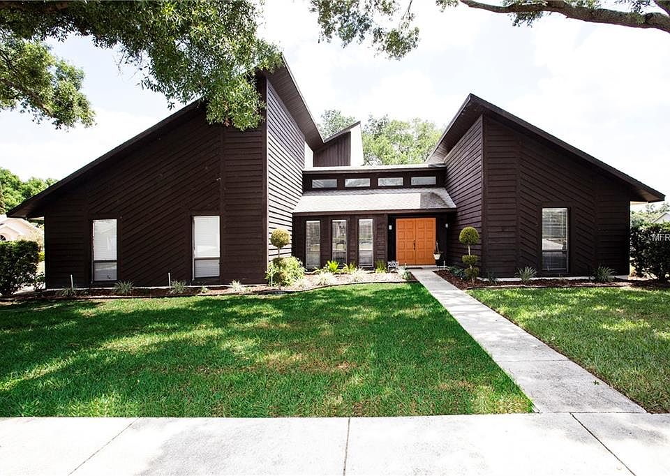 1st image of 2609 Durant Oaks Dr