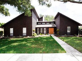 2609 Durant Oaks Dr, Valrico, FL 33596