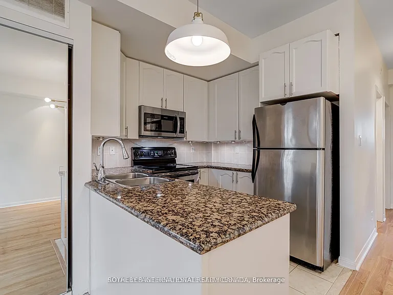 80 Carr St #Townhouse 31 — Photo 8