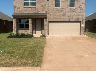 776 Rosewood Ln, Angleton, TX 77515