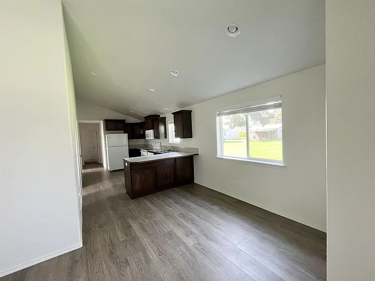3544 Hickory Ave — Photo 5