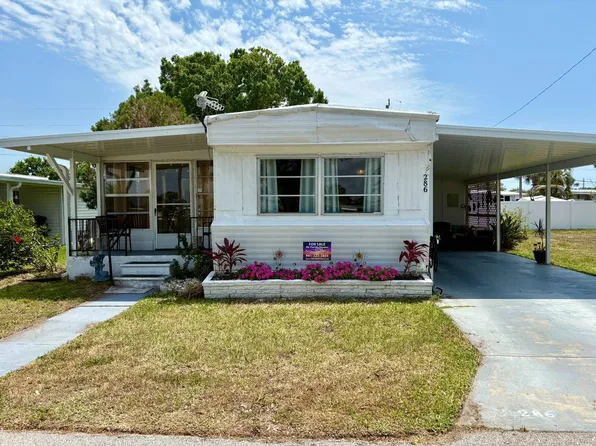 286 Lake Dr, Nokomis, FL 34275