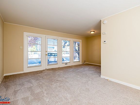 2nd image of 591 N 2nd St #46