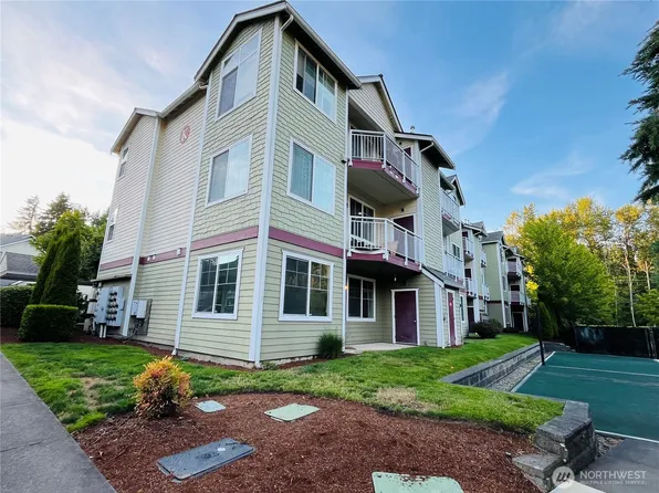 13000 Admiralty Way #K106, Everett, WA 98204