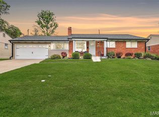 1025 Dickson St, Saint Louis, MO 63122