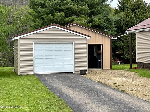 5th image of 1105 Honeoye Rd