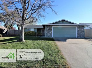 2978 Seminole Dr, Redding, CA 96001