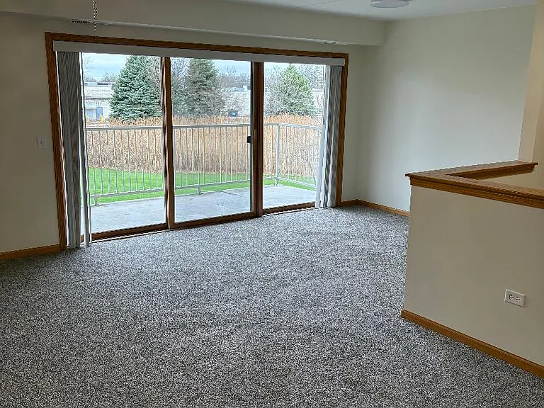 1041 Ashley Ct S #2D — Photo 7
