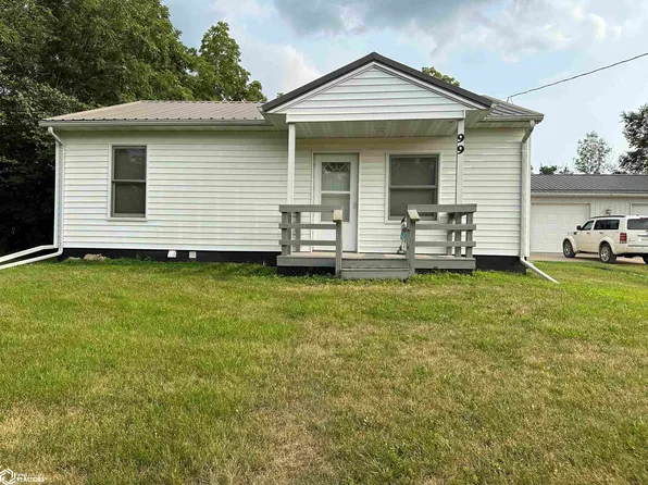 99 218th Way, Batavia, IA 52533