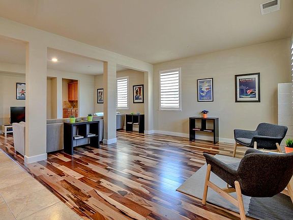 4th image of 2309 Foster Ct