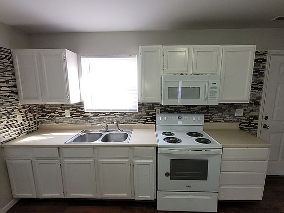 3rd image of 745 Wabash St #755