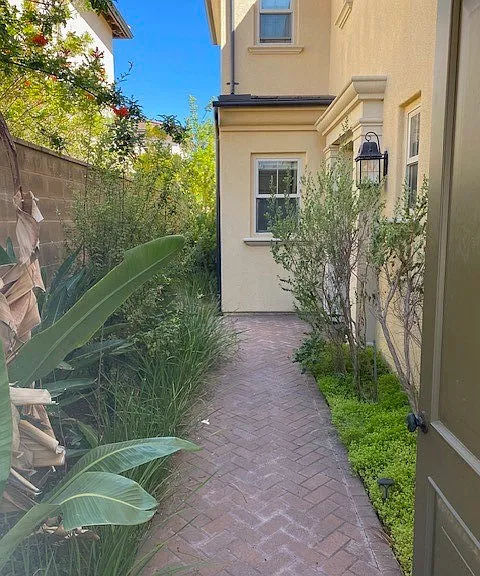 67 Ashdale — Photo 2