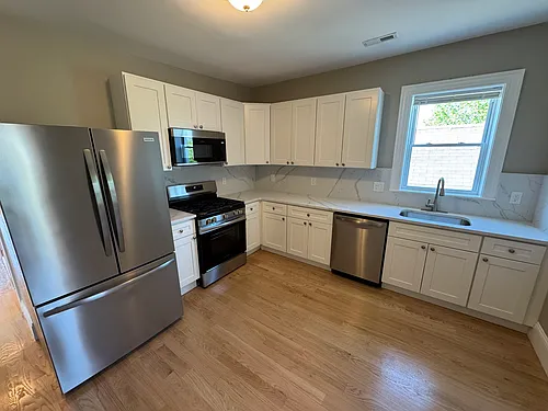 29 Cameron Ave #3A Photo 1