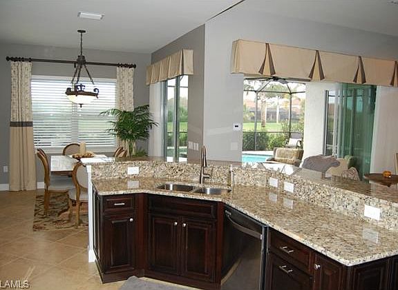 3rd image of 9443 Quarry Dr