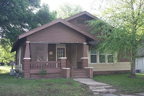 720 N Main St Photo 1