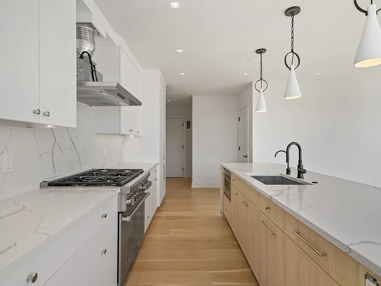 116 Sherman St — Photo 29